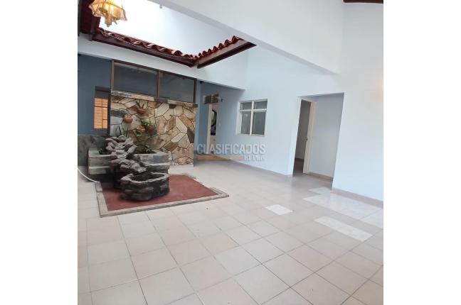 Casas, Alquiler, La Campiña - $3.500.000