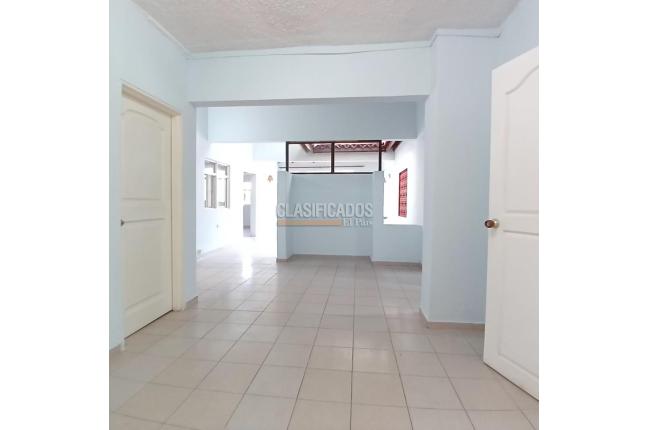 Casas, Alquiler, La Campiña - $3.500.000