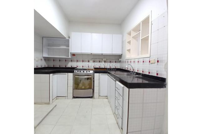 Casas, Alquiler, La Campiña - $3.500.000