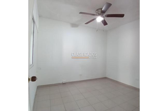 Casas, Alquiler, La Campiña - $3.500.000