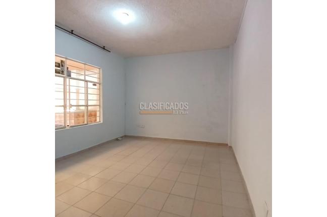 Casas, Alquiler, La Campiña - $3.500.000
