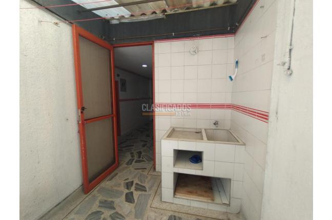 Apartamentos, Venta, Los Cámbulos - $250.000.000