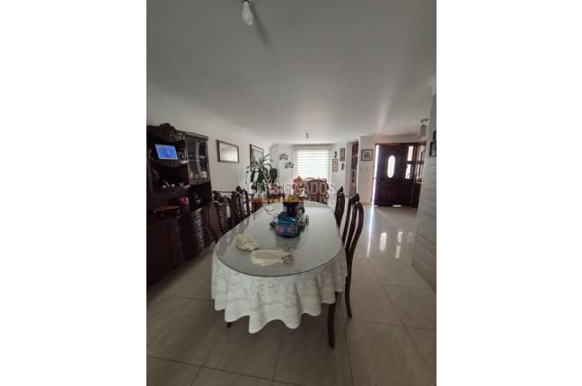 Casas, Venta, Guadalupe - $600.000.000