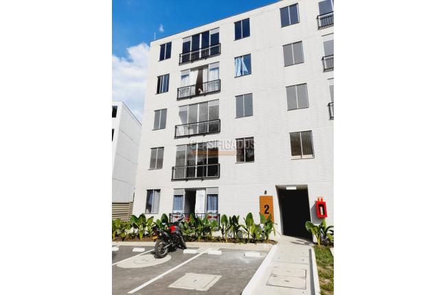 Apartamentos, Alquiler, Yumbo - $1.000.000