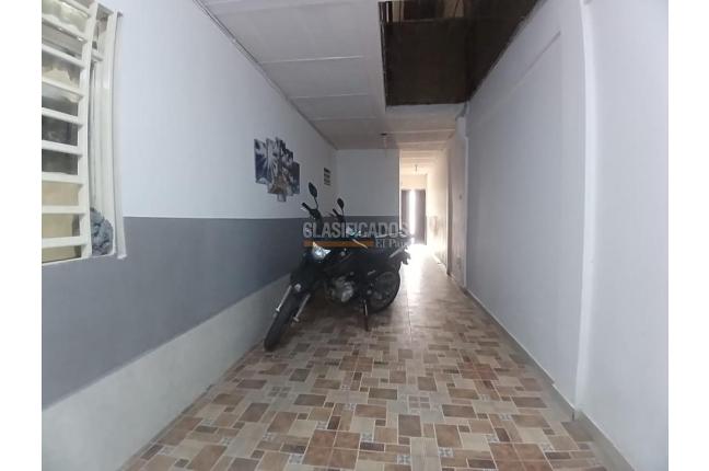 Apartaestudios, Alquiler en El Troncal