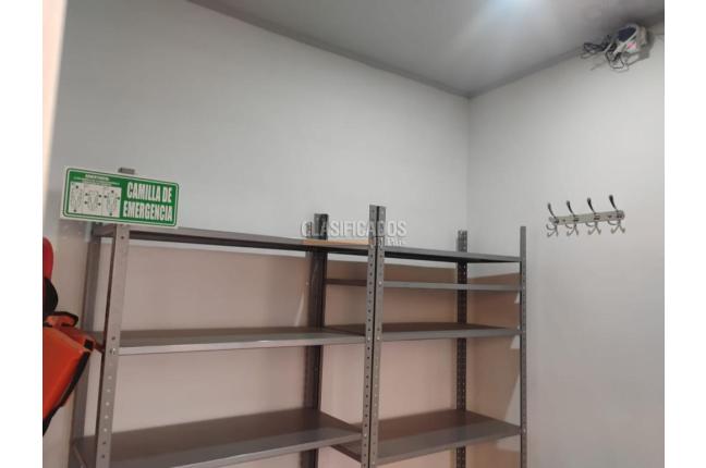 Locales y Bodegas, Alquiler, La Calera - $2.000.000