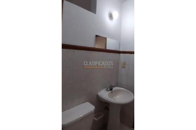 Locales y Bodegas, Alquiler, El Cedro - $1.650.000