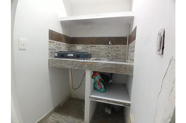 Apartaestudios, Alquiler, El Troncal - $1.000.000