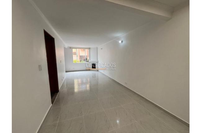 Casas, Alquiler, La Calera - $1.800.000