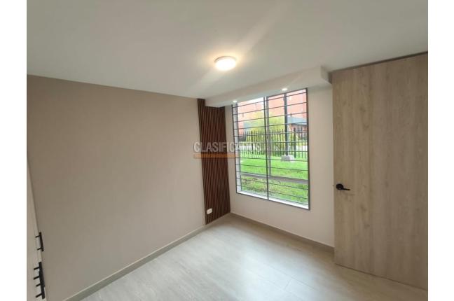 Apartamentos, Alquiler, Madrid - $1.300.000