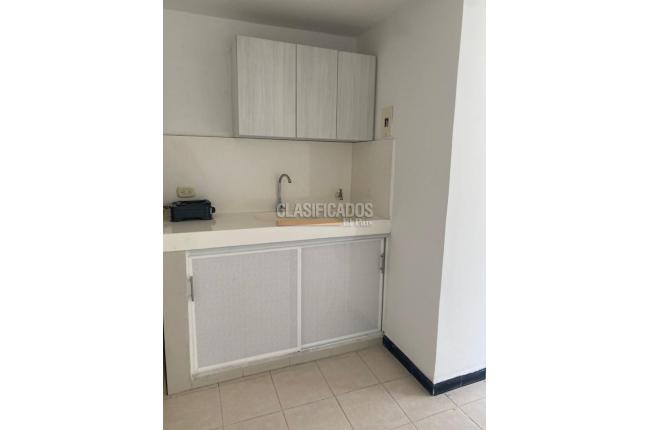 Apartaestudios, Alquiler en Prados del Limonar