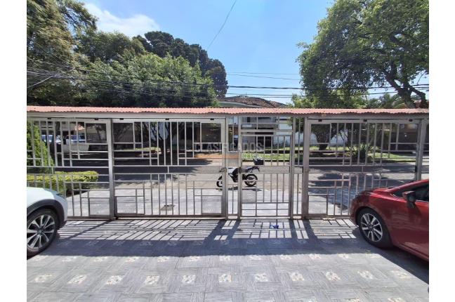 Oficinas y Consultorios, Alquiler en La Flora