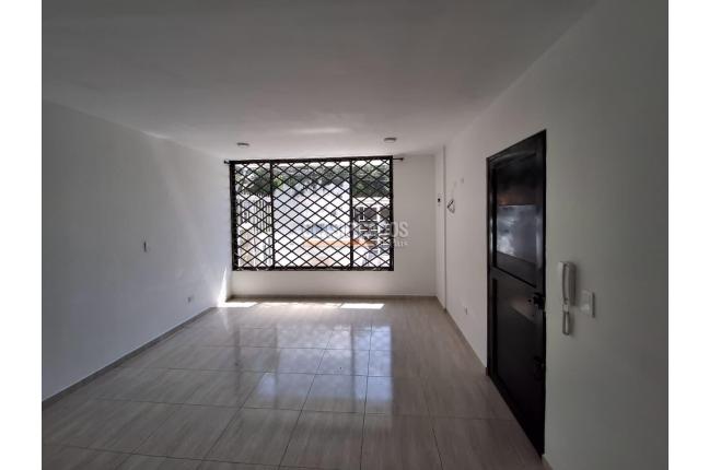 Oficinas y Consultorios, Alquiler, La Flora - $1.100.000