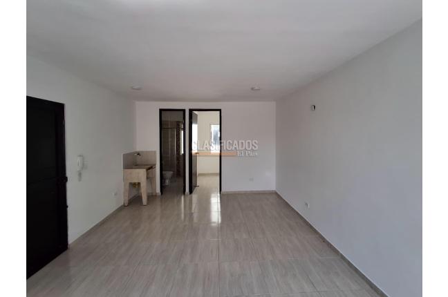 Oficinas y Consultorios, Alquiler, La Flora - $1.100.000