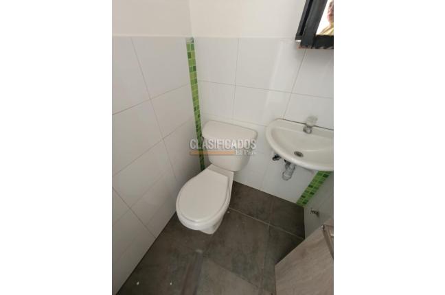 Locales y Bodegas, Alquiler, Ciudad Jardín - $2.400.000