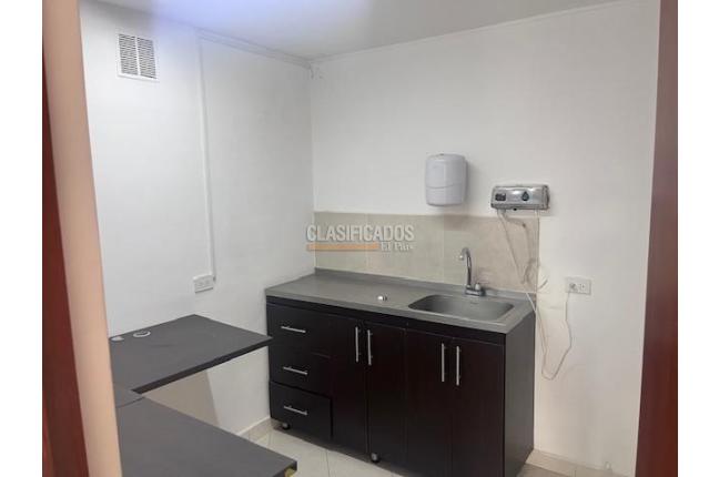 Oficinas y Consultorios, Alquiler, Santa Mónica Residencial - $2.700.000