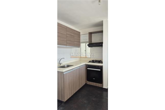 Apartamentos, Alquiler, Urbanización Lili - $1.800.000