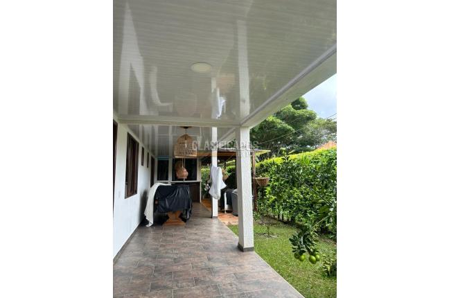 Fincas y Casas Campestres, Venta, Calima (Darién) - $1.800.000.000