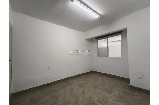 Casas, Alquiler, Champagñat - $2.200.000