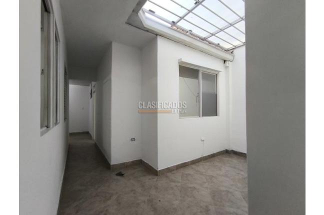 Casas, Alquiler, Champagñat - $2.200.000