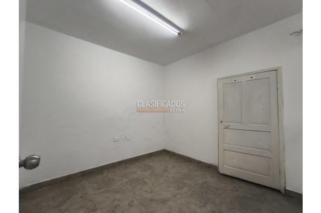 Casas, Alquiler, Champagñat - $2.200.000