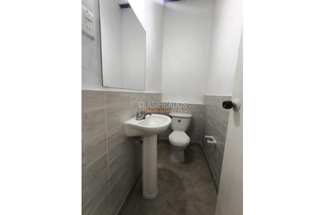 Casas, Alquiler, Champagñat - $2.200.000