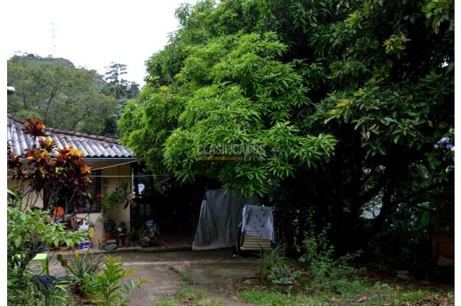 Fincas y Casas Campestres, Venta en La Buitrera