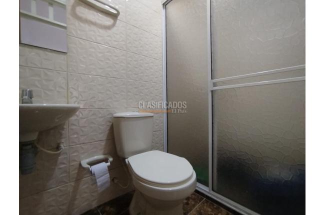 Locales y Bodegas, Alquiler, Miraflores - $2.300.000