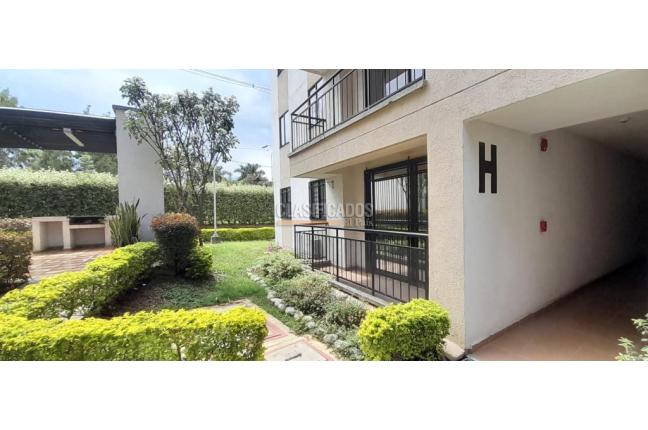 Apartamentos, Alquiler, Ciudad Pacifica - $1.700.000