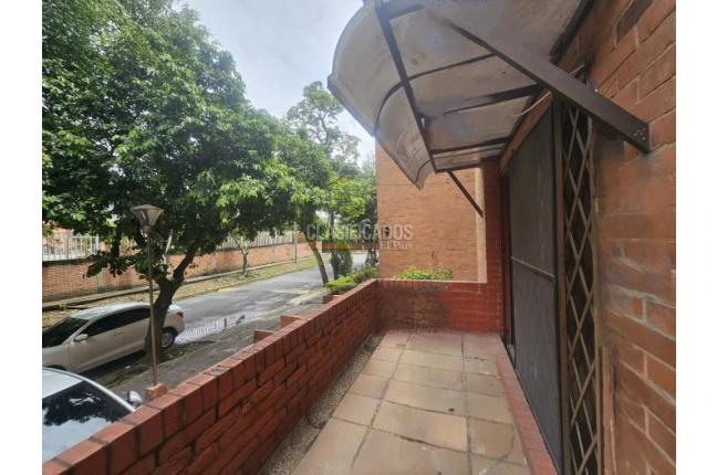 Apartamentos, Venta, La Flora - $320.000.000