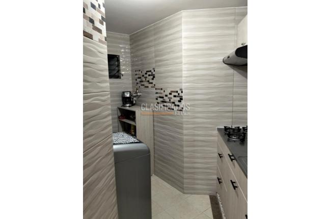 Apartamentos, Venta, Álamos - $240.000.000