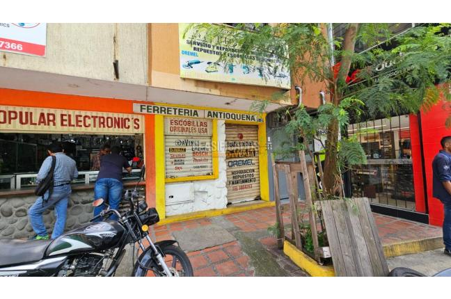 Locales y Bodegas, Alquiler, San Nicolás - $2.300.000
