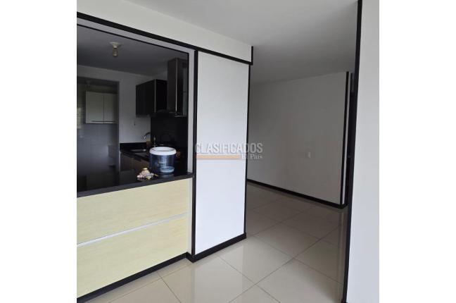 Apartamentos, Alquiler, Ciudad Jardín - $2.700.000