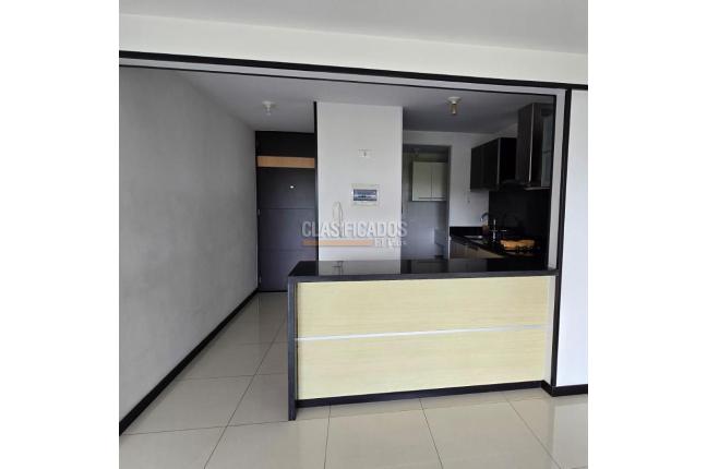 Apartamentos, Alquiler, Ciudad Jardín - $2.700.000