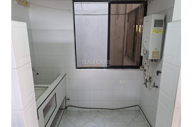 Apartamentos, Alquiler, Ciudad Capri - $1.250.000