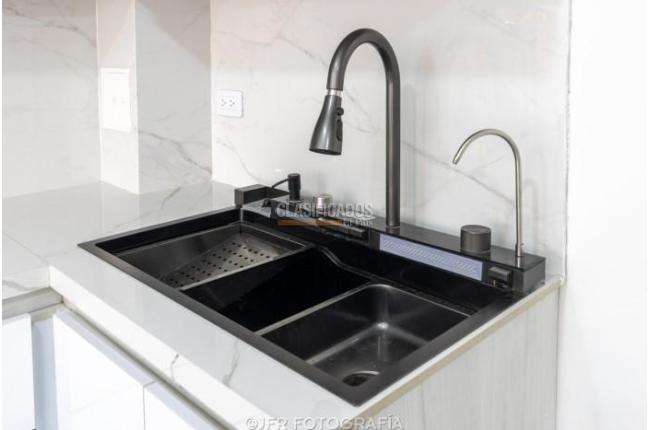 Apartamentos, Venta, Ciudad 2.000 - $285.000.000