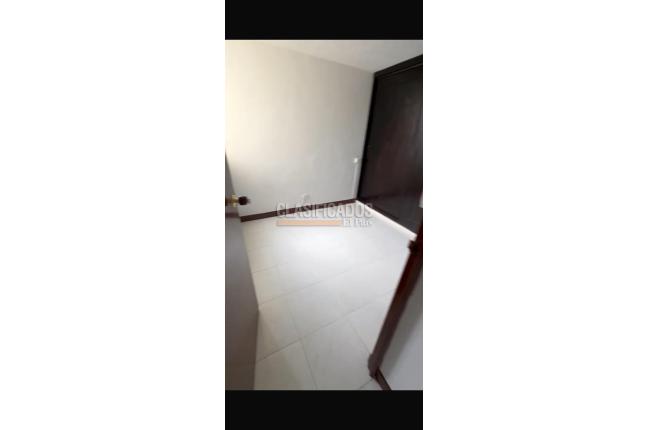 Apartamentos, Alquiler, Santa Bárbara - $950.000