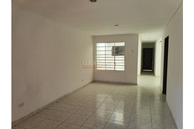 Casas, Venta, Cristóbal Colón - $450.000.000