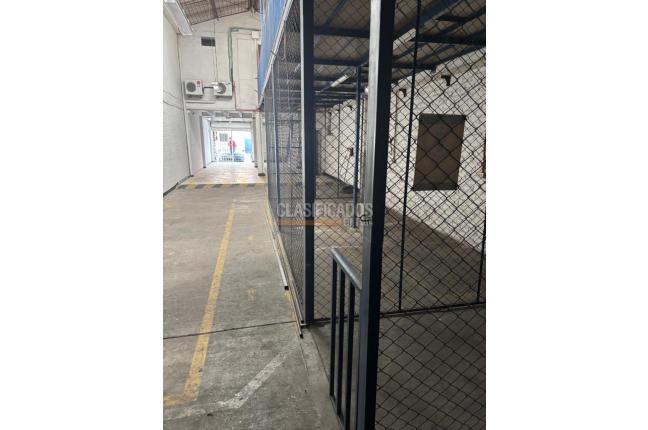 Locales y Bodegas, Alquiler, Guayaquil - $4.200.000