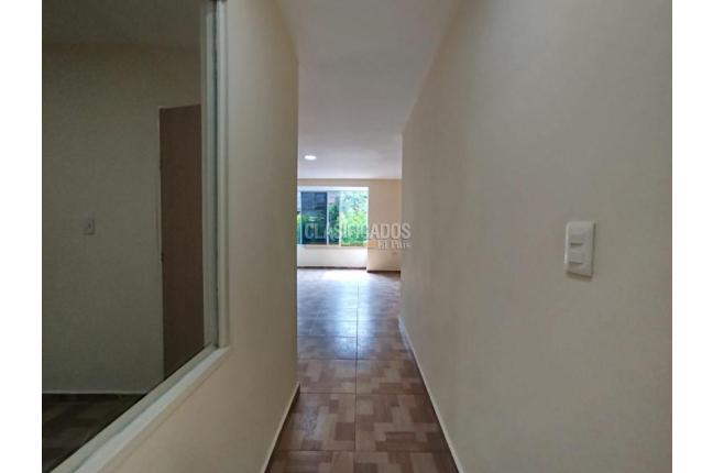 Apartaestudios, Alquiler, Miraflores - $900.000