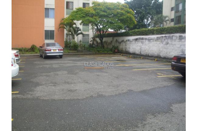 Apartamentos, Alquiler, Colseguros Andes - $1.300.000