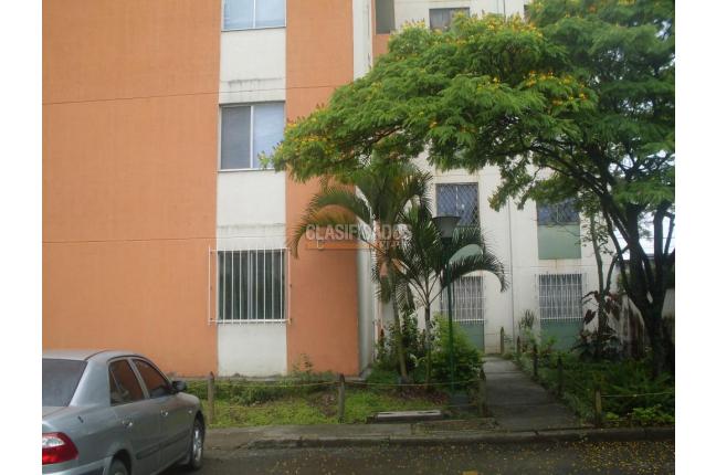 Apartamentos, Alquiler, Colseguros Andes - $1.300.000