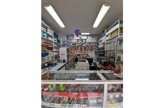 SE VENDE FOTOCOPIAS Y PAPELERIA ACREDITADO - Negocios Establecidos