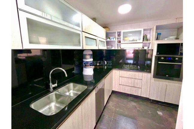 Apartamentos, Venta en Club Residencial Los Cristales