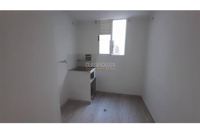 Apartamentos, Alquiler, Poblado Campestre - $780.000
