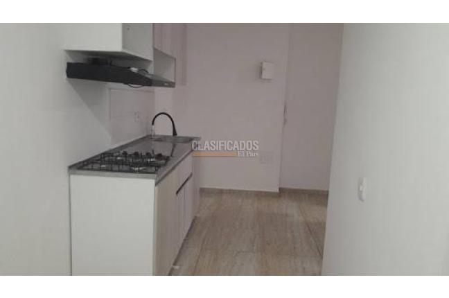 Apartamentos, Alquiler, Poblado Campestre - $780.000