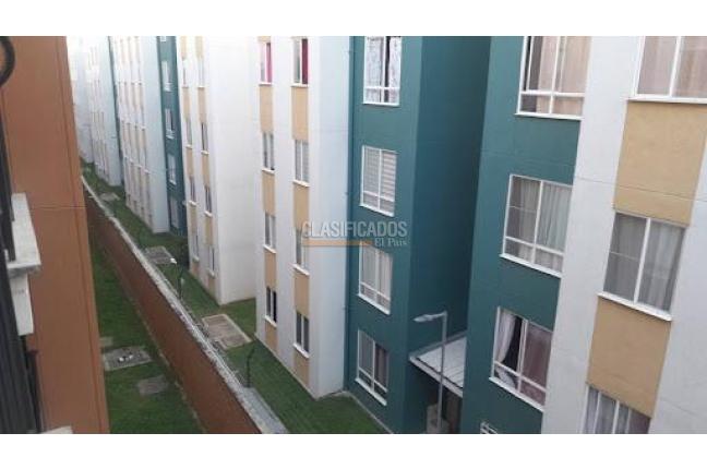 Apartamentos, Alquiler, Poblado Campestre - $780.000