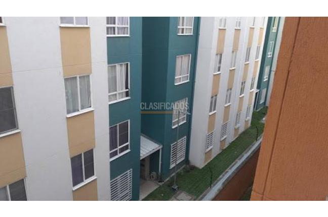 Apartamentos, Alquiler, Poblado Campestre - $780.000