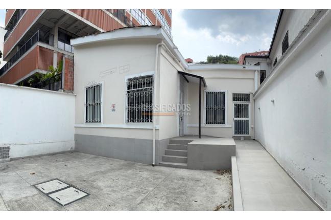 Oficinas y Consultorios, Alquiler en Centenario