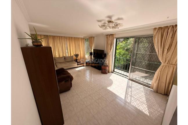 Apartamentos, Venta en Las Quintas de Don Simón